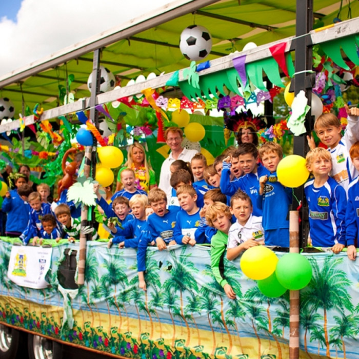 football-team-parade